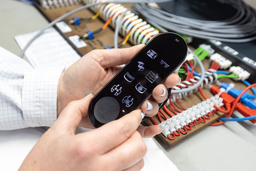HMI Development, Testing & Consulting | EVYTRA HMI, OEM products | EVYTRA
