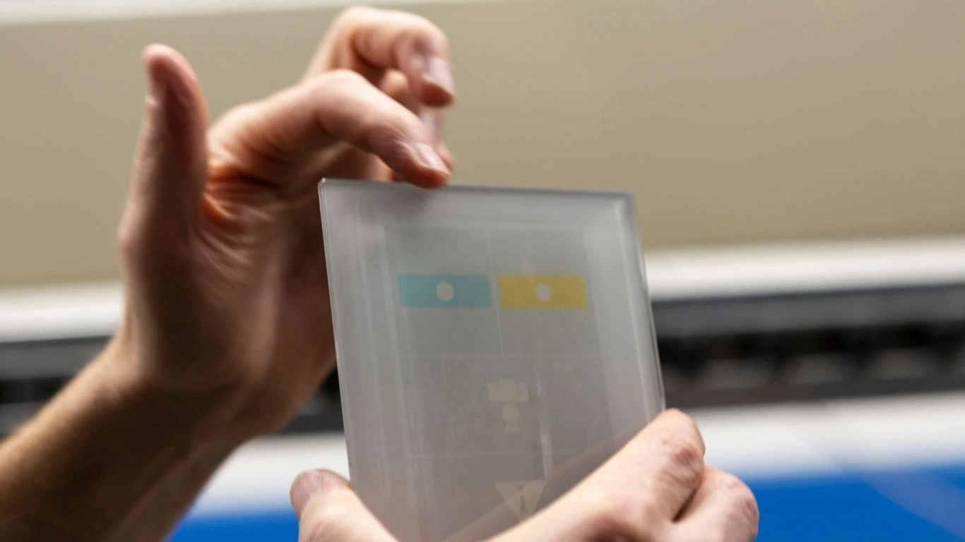 HMI Design, Druck | EVYTRA bedruckte Tasten auf HMI Panel